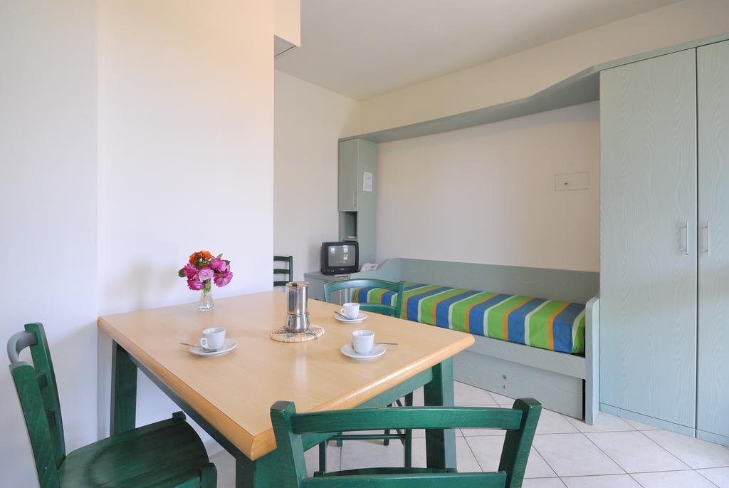 La Cecinella Apartments 마리나디세시나 외부 사진